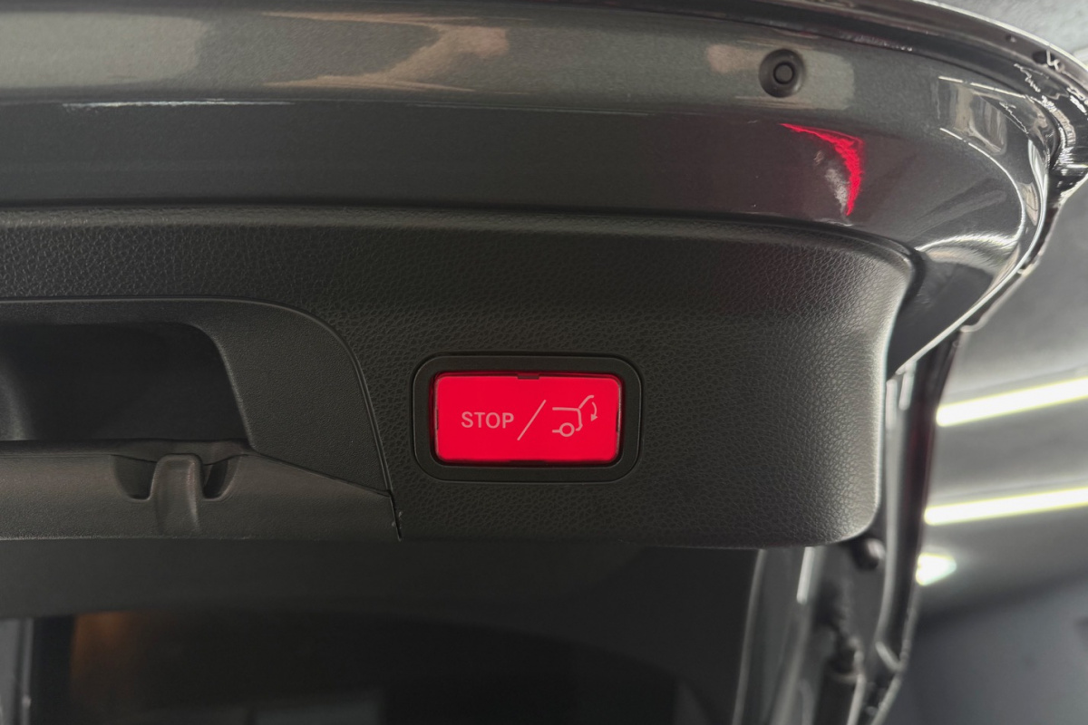 Ponuka vozidiel / Mercedes-Benz GLC Kupé 200 mHEV 4MATIC A/T - video