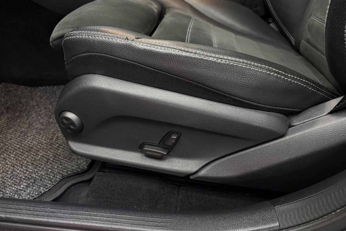 Ponuka vozidiel / Mercedes-Benz GLC Kupé 200 mHEV 4MATIC A/T - video Ponuka vozidiel / Mercedes-Benz GLC Kupé 200 mHEV 4MATIC A/T - video