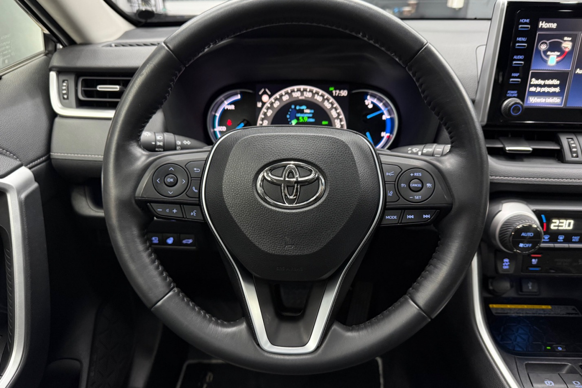 Ponuka vozidiel / Toyota RAV4 2.5 Hybrid e-CVT Executive FWD - video