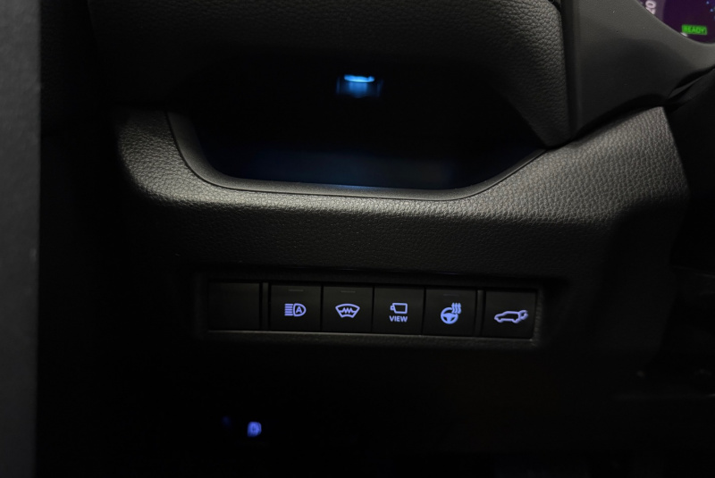  Ponuka vozidiel / Toyota RAV4 2.5 Hybrid e-CVT Executive FWD - video