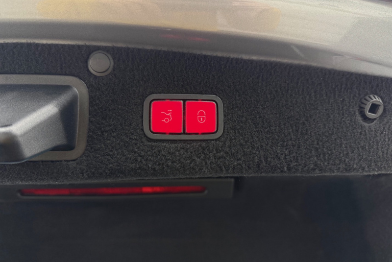  Ponuka vozidiel / Mercedes-Benz S trieda Sedan 350 BlueTEC L 4matic - video