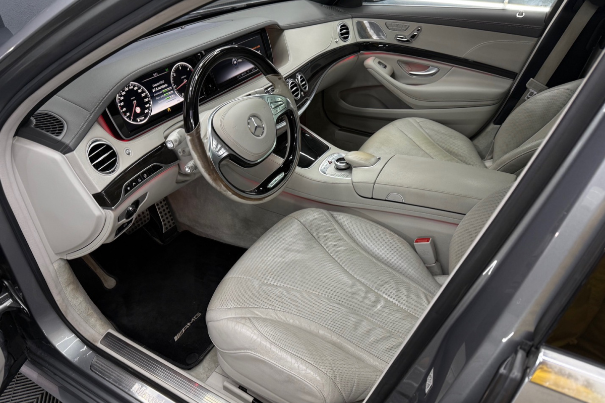 Ponuka vozidiel / Mercedes-Benz S trieda Sedan 350 BlueTEC L 4matic - video Ponuka vozidiel / Mercedes-Benz S trieda Sedan 350 BlueTEC L 4matic - video