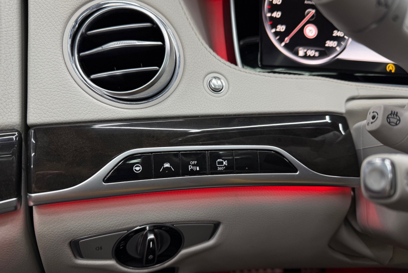  Ponuka vozidiel / Mercedes-Benz S trieda Sedan 350 BlueTEC L 4matic - video