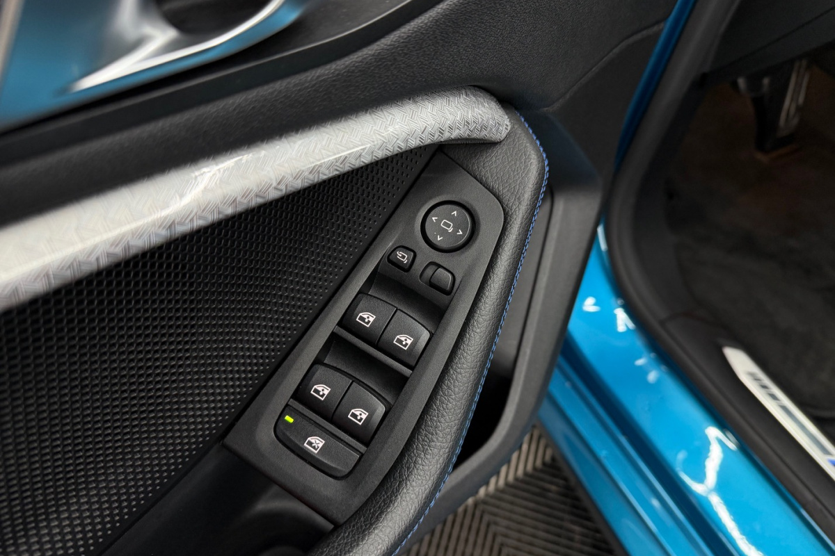 Ponuka vozidiel / BMW Gran Coupé 220d xDrive A/T M-Sport - video