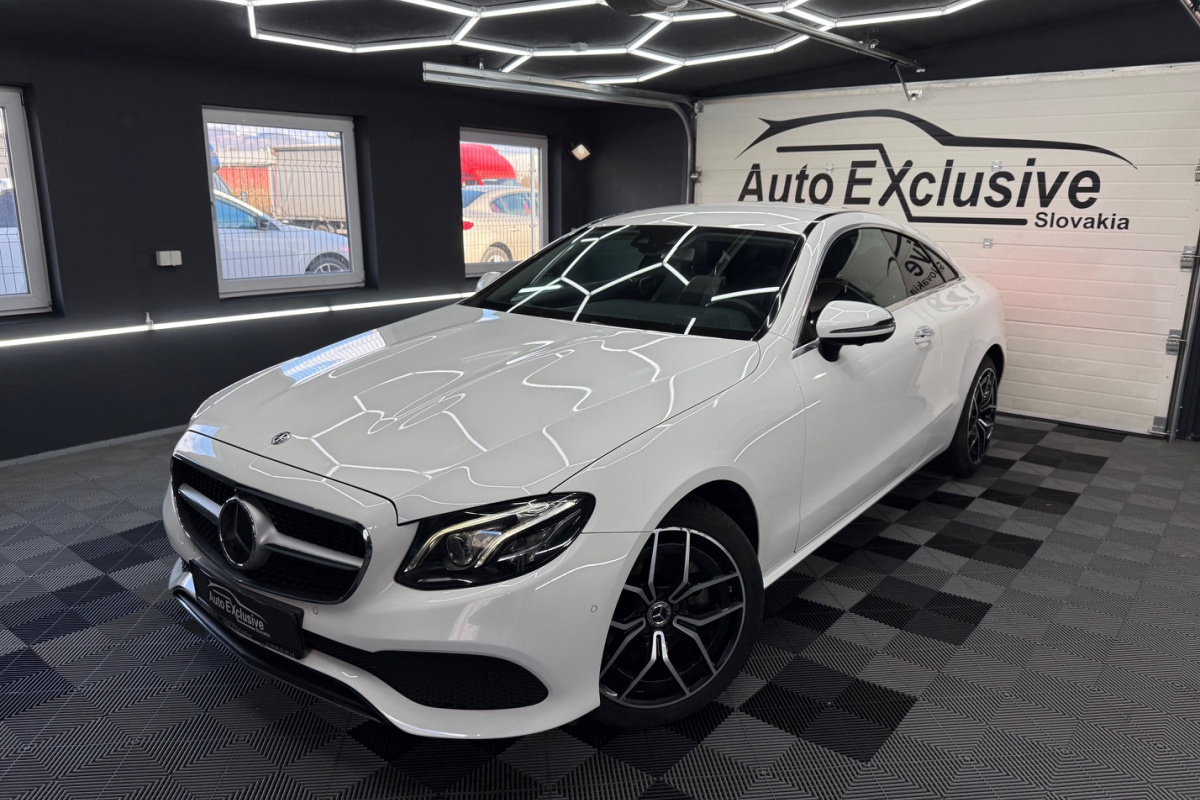 Ponuka vozidiel / Mercedes-Benz E trieda Kupé 200 4matic A/T - video