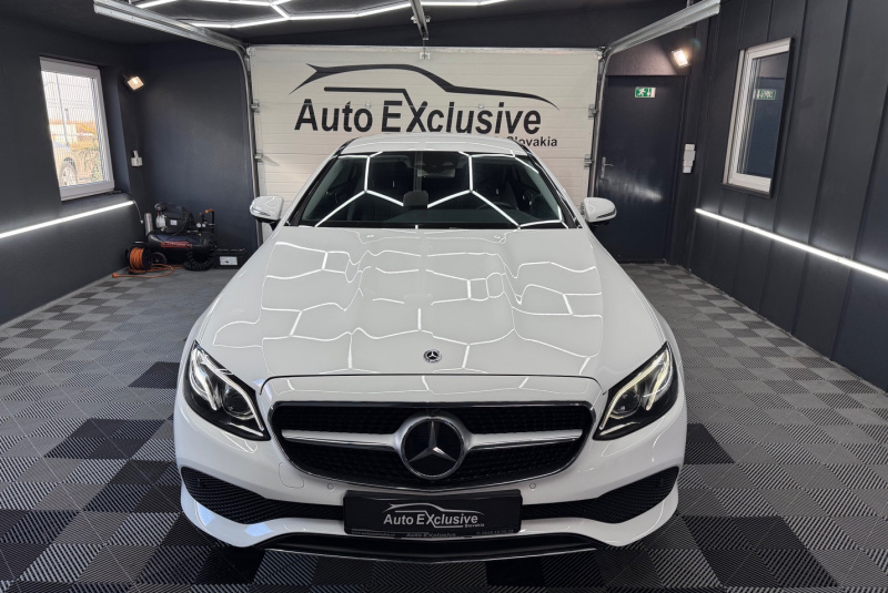 Ponuka vozidiel / Mercedes-Benz E trieda Kupé 200 4matic A/T - video Ponuka vozidiel / Mercedes-Benz E trieda Kupé 200 4matic A/T - video