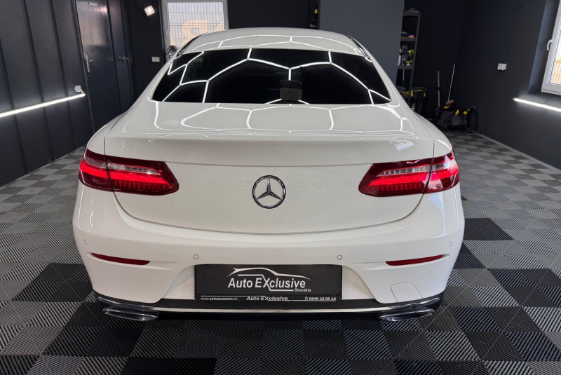  Ponuka vozidiel / Mercedes-Benz E trieda Kupé 200 4matic A/T - video