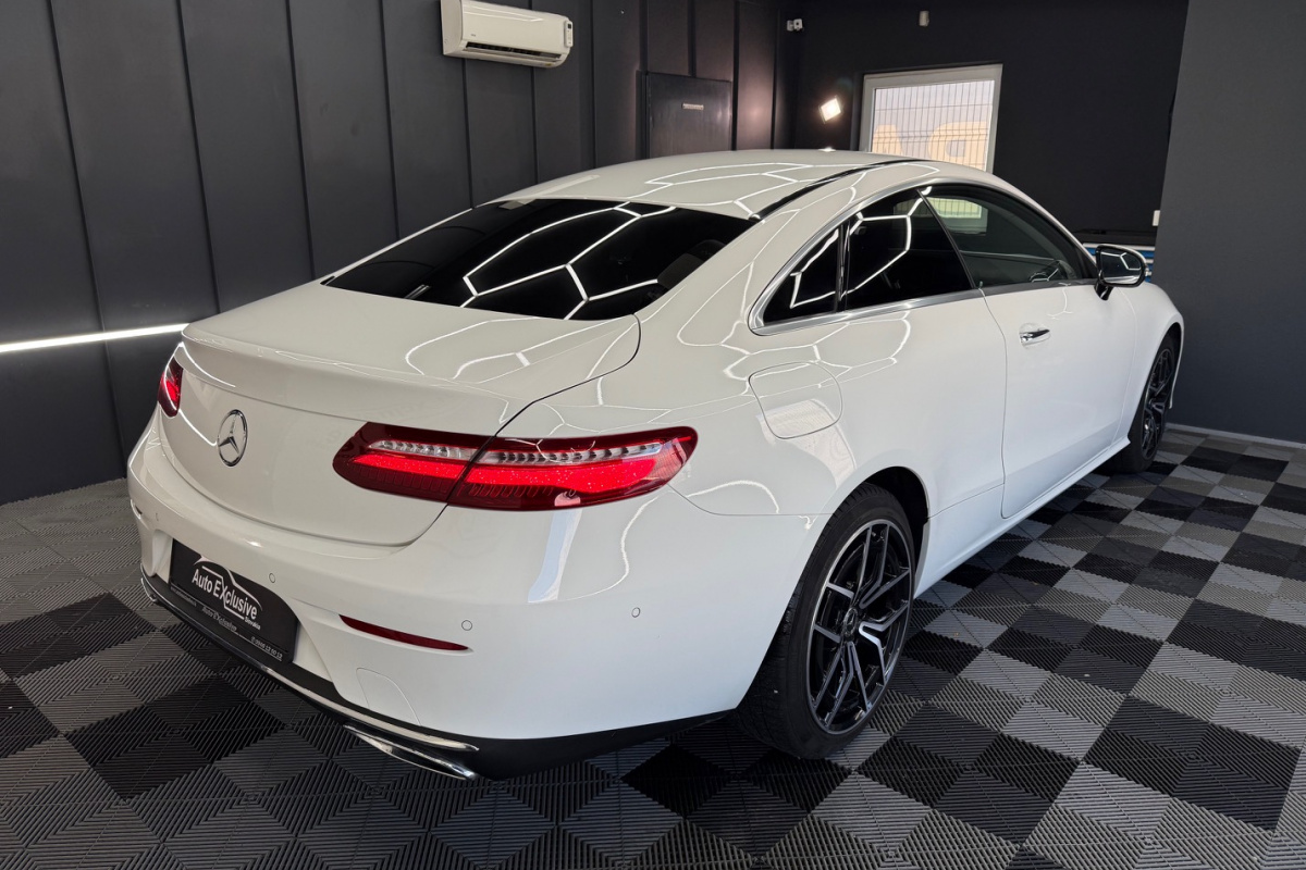 Ponuka vozidiel / Mercedes-Benz E trieda Kupé 200 4matic A/T - video