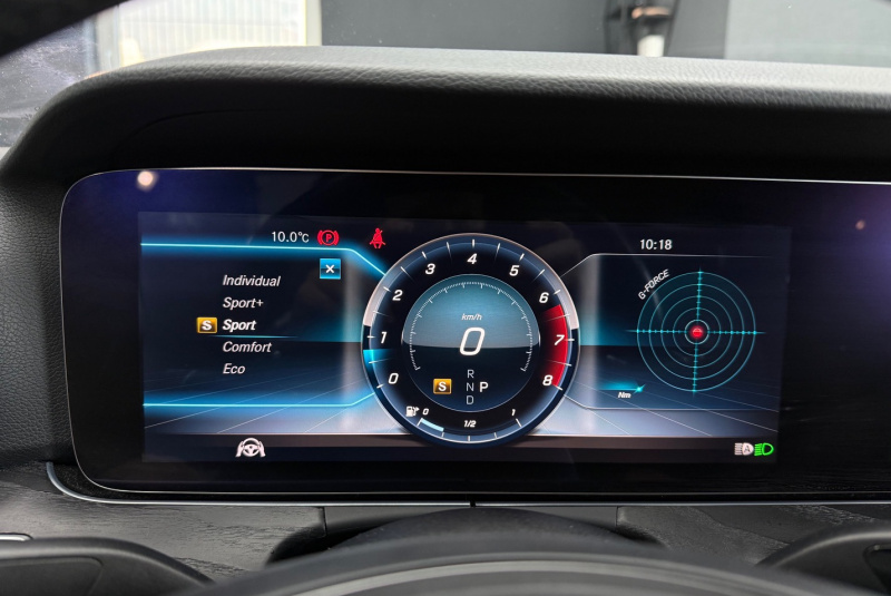  Ponuka vozidiel / Mercedes-Benz E trieda Kupé 200 4matic A/T - video