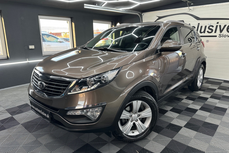 Ponuka vozidiel / Kia Sportage 2.0 CRDi 4WD Gold A/T - video Ponuka vozidiel / Kia Sportage 2.0 CRDi 4WD Gold A/T - video