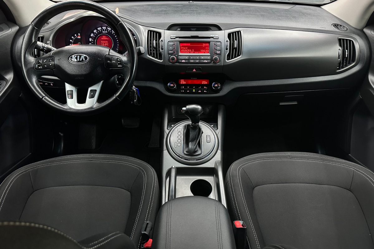 Ponuka vozidiel / Kia Sportage 2.0 CRDi 4WD Gold A/T - video Ponuka vozidiel / Kia Sportage 2.0 CRDi 4WD Gold A/T - video