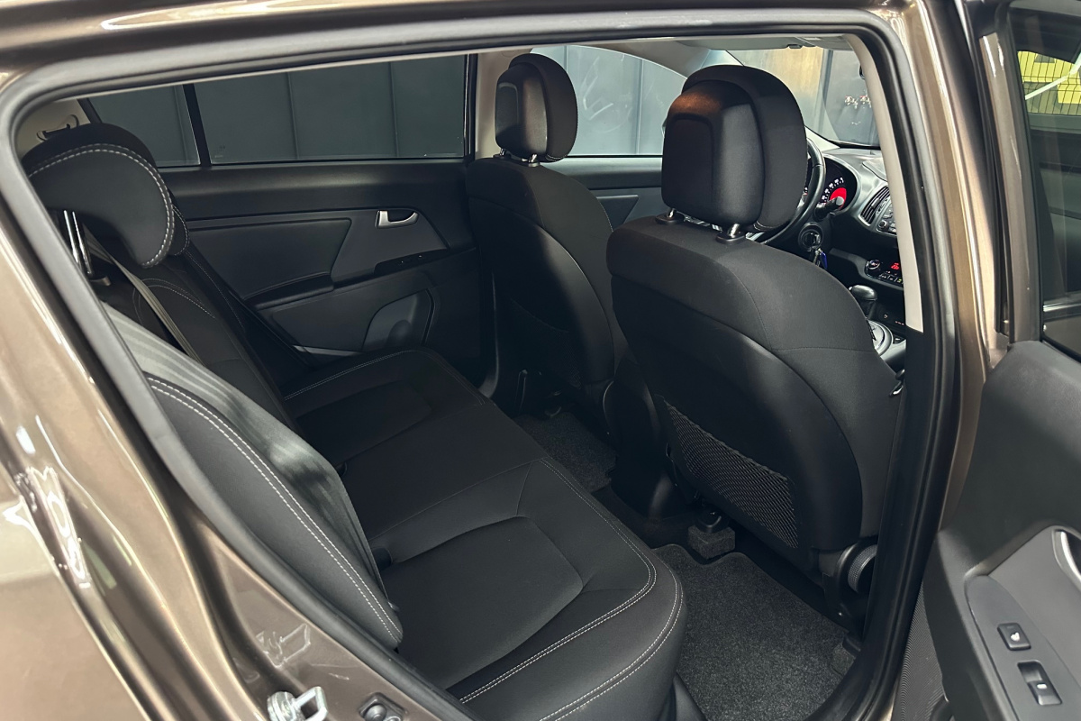 Ponuka vozidiel / Kia Sportage 2.0 CRDi 4WD Gold A/T - video