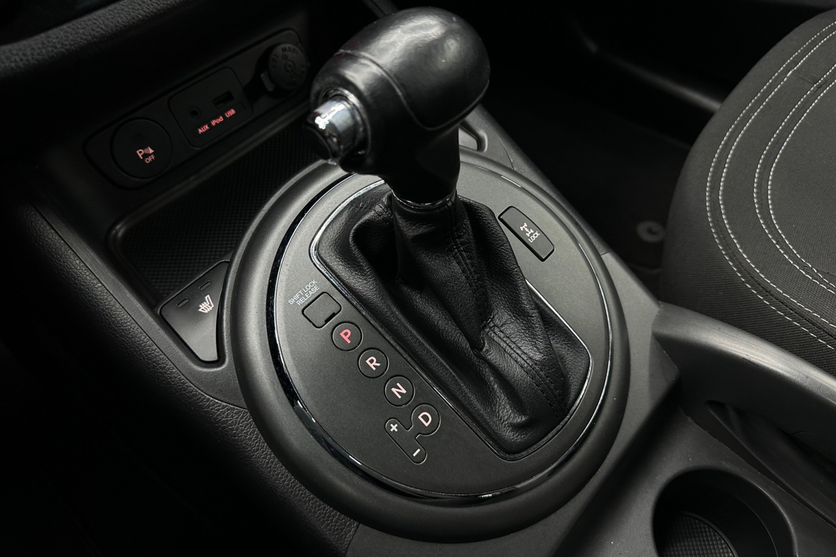 Ponuka vozidiel / Kia Sportage 2.0 CRDi 4WD Gold A/T - video