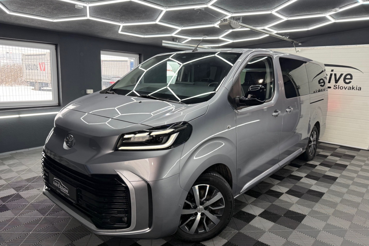 Ponuka vozidiel / Toyota Proace Verso 2.0 A/T 8-miest. - video