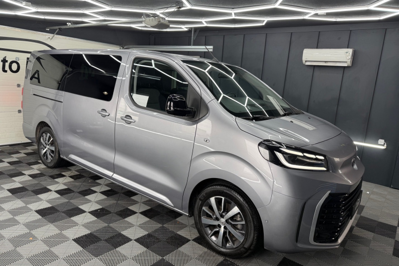 Ponuka vozidiel / Toyota Proace Verso 2.0 A/T 8-miest. - video Ponuka vozidiel / Toyota Proace Verso 2.0 A/T 8-miest. - video