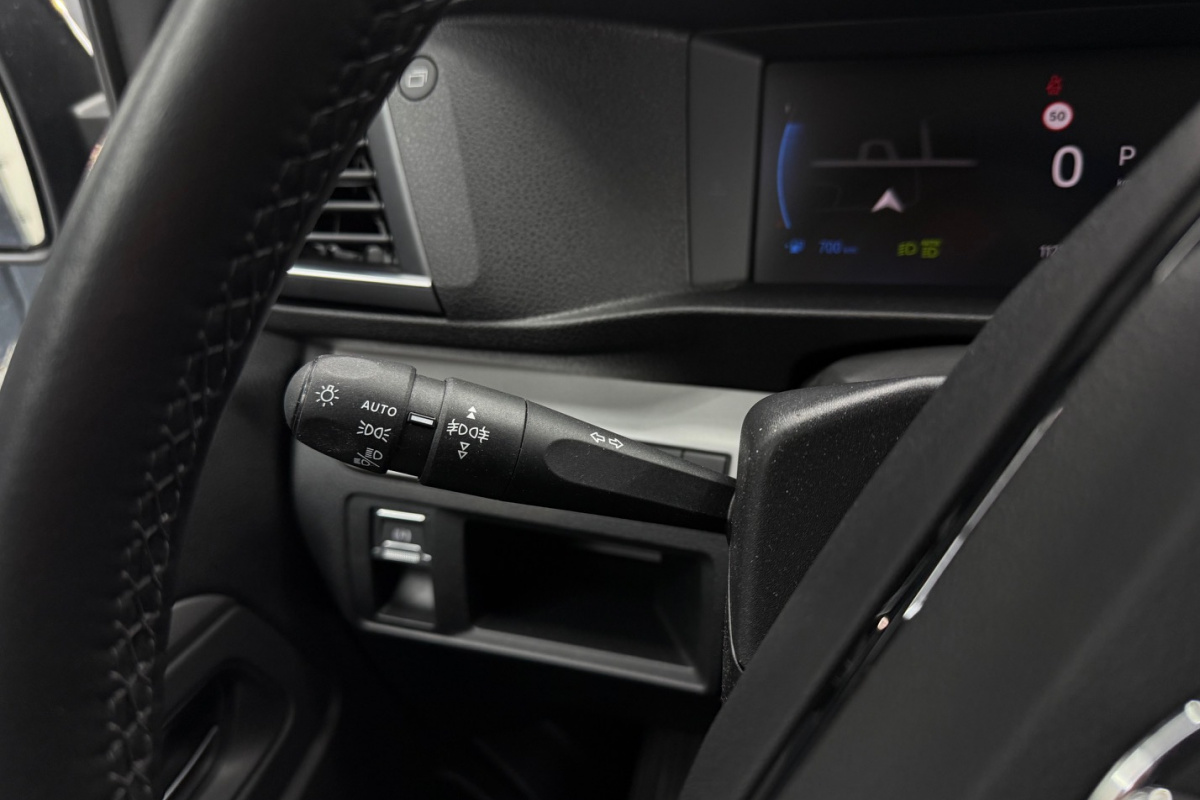 Ponuka vozidiel / Toyota Proace Verso 2.0 A/T 8-miest. - video Ponuka vozidiel / Toyota Proace Verso 2.0 A/T 8-miest. - video