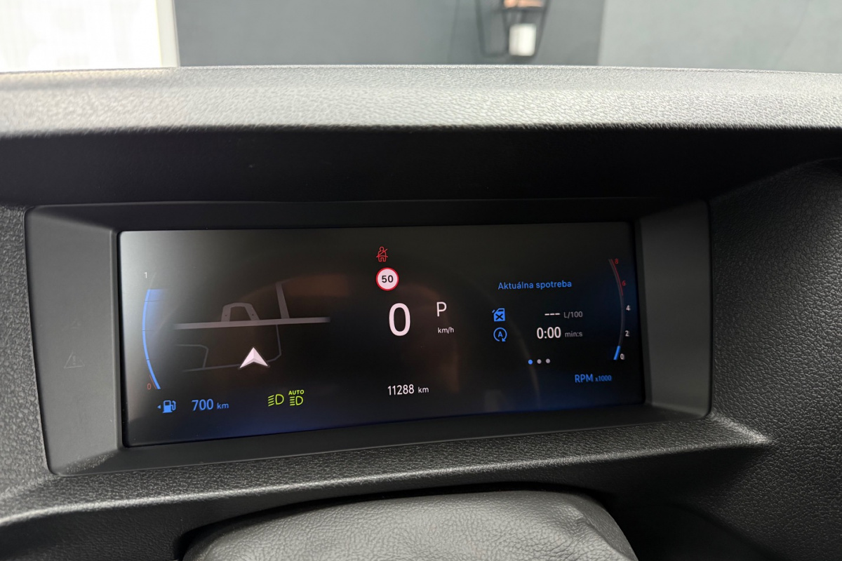 Ponuka vozidiel / Toyota Proace Verso 2.0 A/T 8-miest. - video