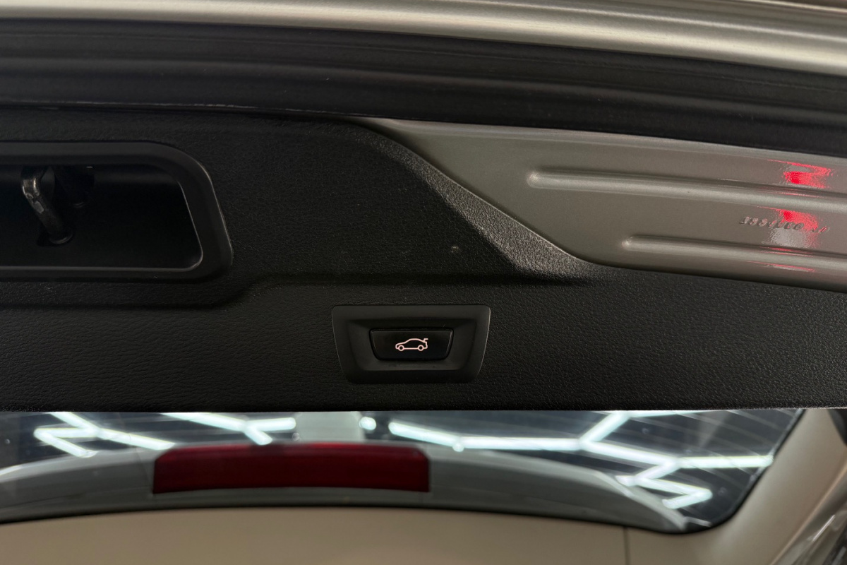 Ponuka vozidiel / BMW X5 xDrive30d A/T - video