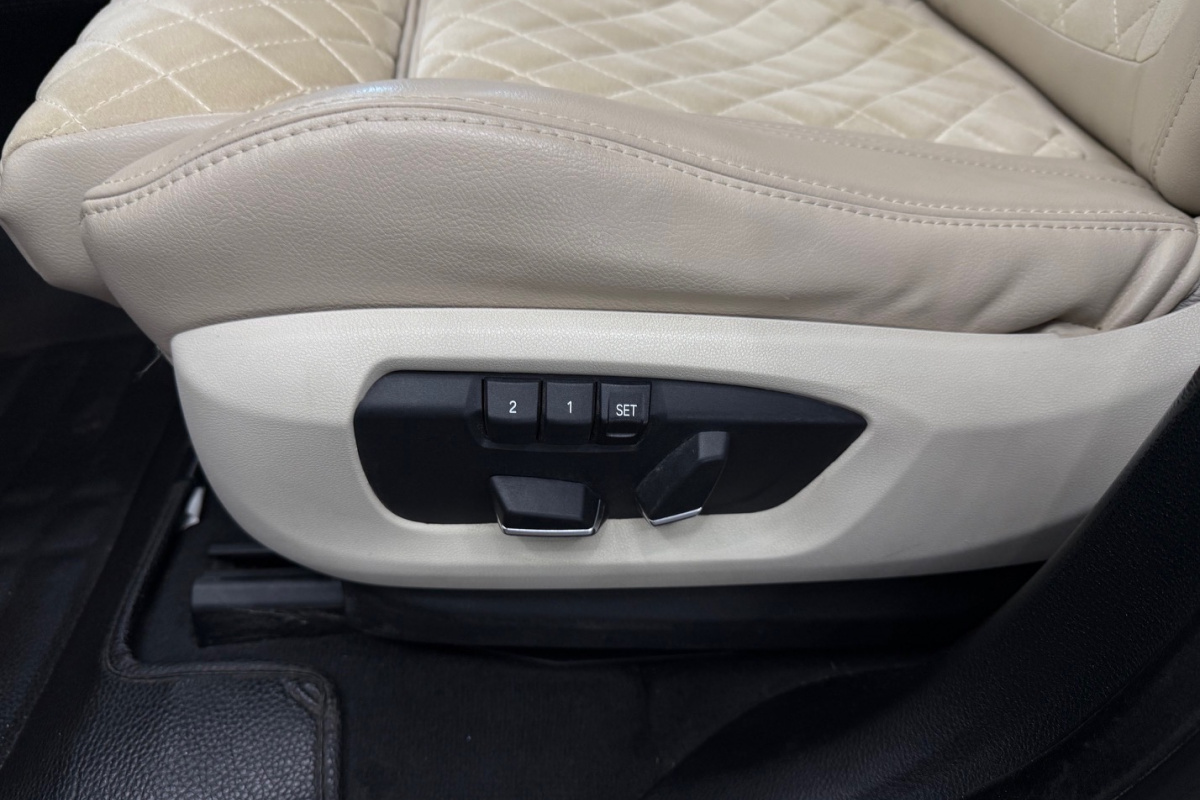 Ponuka vozidiel / BMW X5 xDrive30d A/T - video