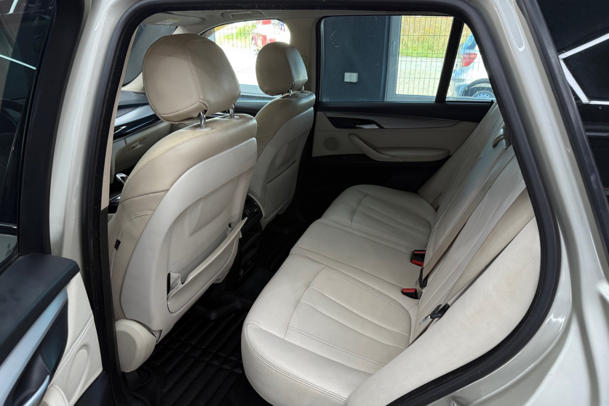 Ponuka vozidiel / BMW X5 xDrive30d A/T - video