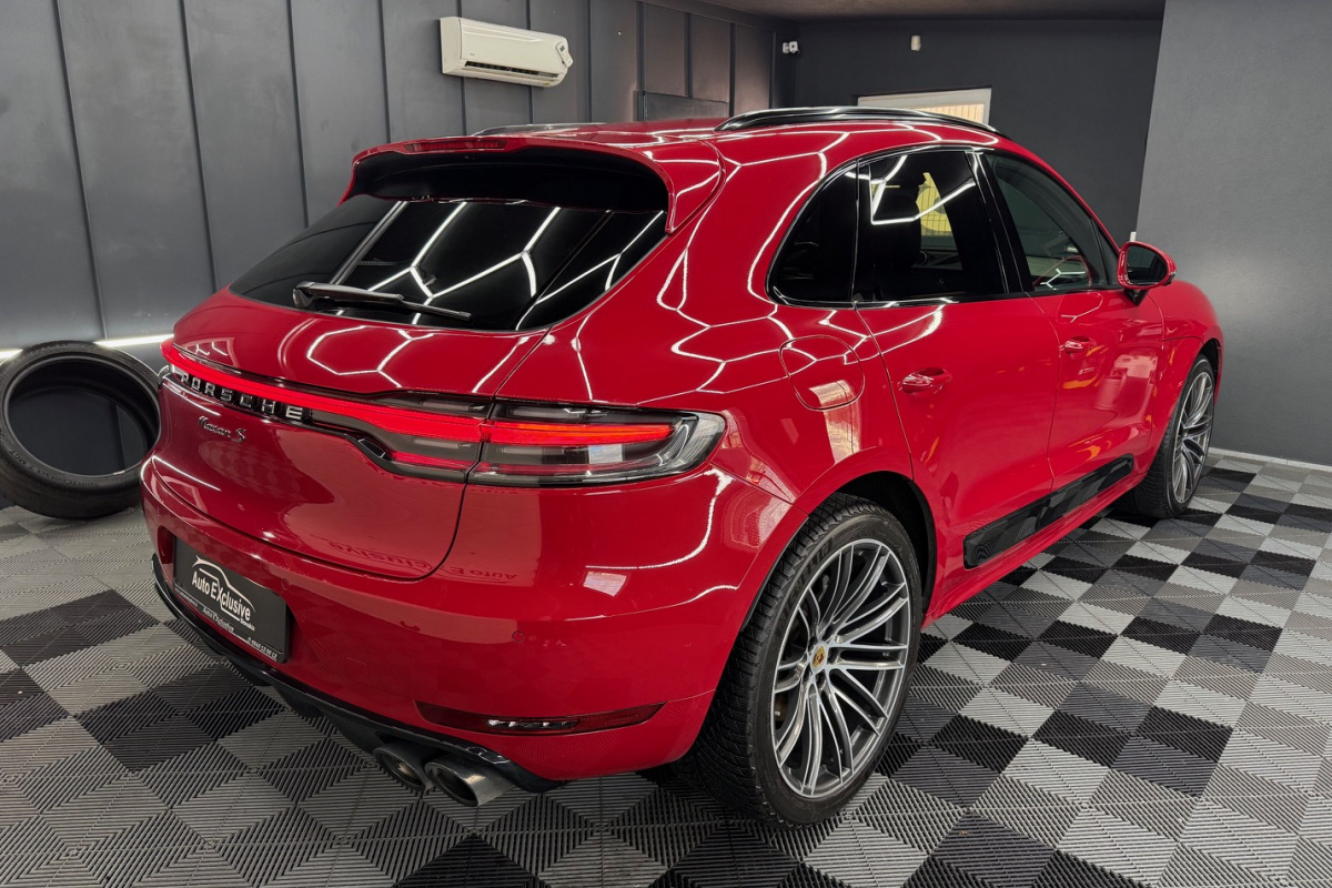 Ponuka vozidiel / Porsche Macan S 3.0 4x4 - video