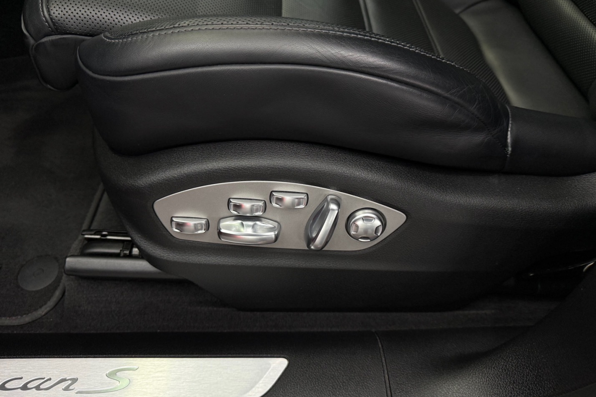 Ponuka vozidiel / Porsche Macan S 3.0 4x4 - video Ponuka vozidiel / Porsche Macan S 3.0 4x4 - video