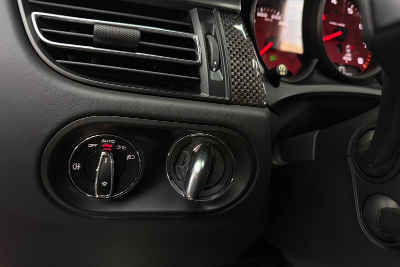  Ponuka vozidiel / Porsche Macan S 3.0 4x4 - video