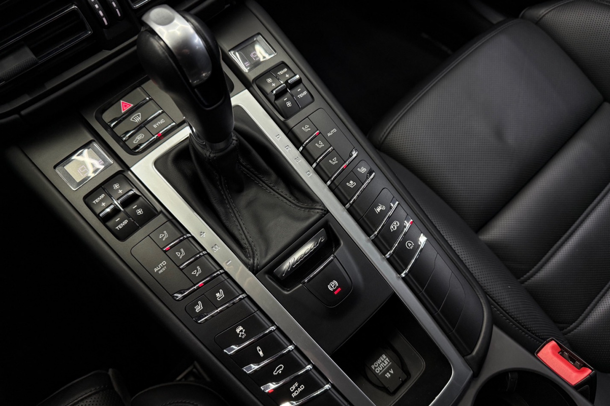 Ponuka vozidiel / Porsche Macan S 3.0 4x4 - video