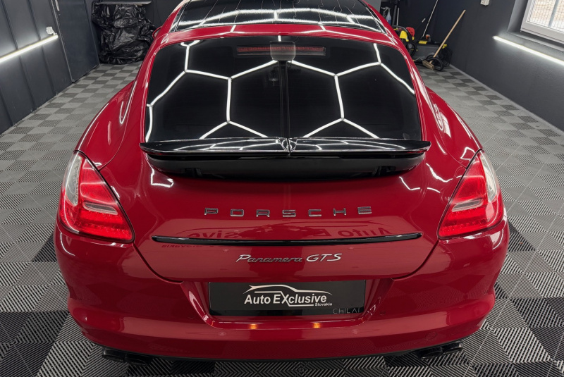  Ponuka vozidiel / Porsche Panamera GTS 4.8 PDK 4x4 - video