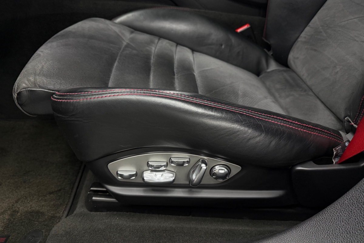 Ponuka vozidiel / Porsche Panamera GTS 4.8 PDK 4x4 - video Ponuka vozidiel / Porsche Panamera GTS 4.8 PDK 4x4 - video