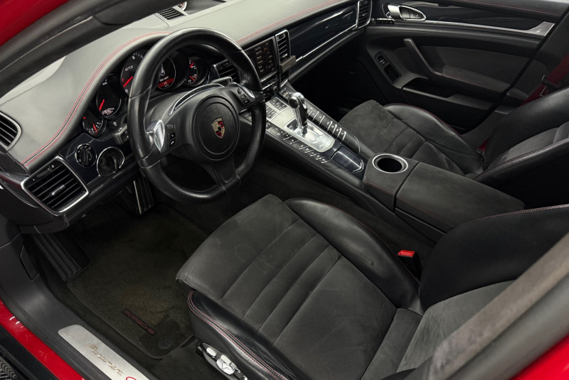  Ponuka vozidiel / Porsche Panamera GTS 4.8 PDK 4x4 - video