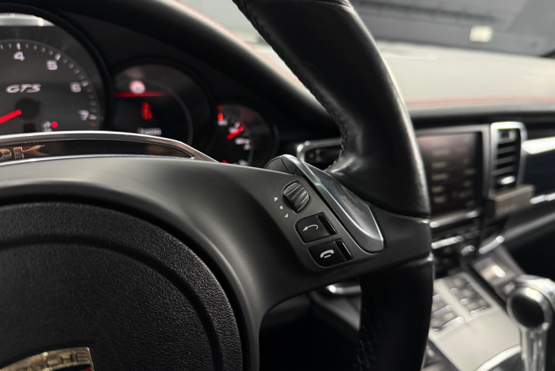  Ponuka vozidiel / Porsche Panamera GTS 4.8 PDK 4x4 - video