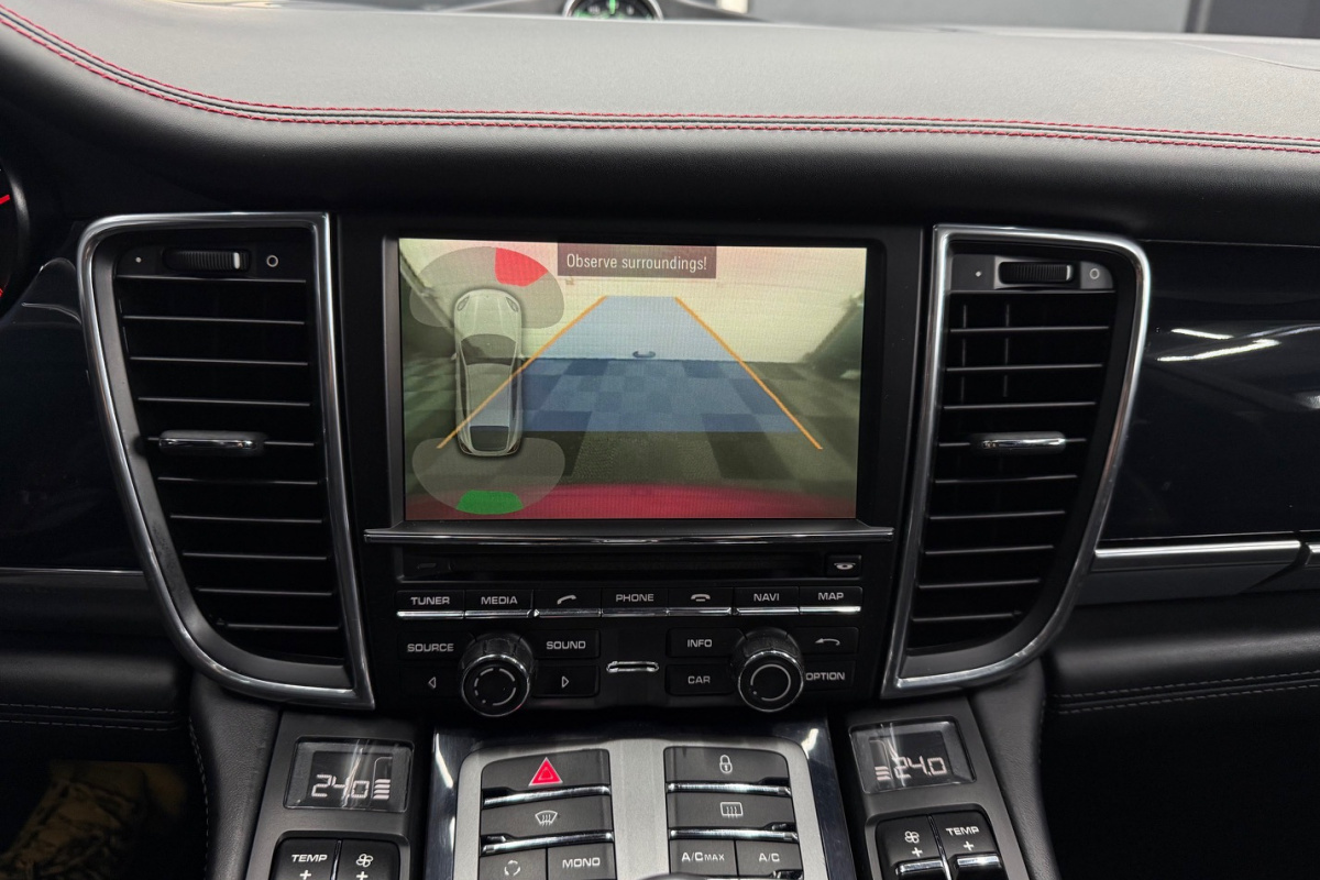 Ponuka vozidiel / Porsche Panamera GTS 4.8 PDK 4x4 - video