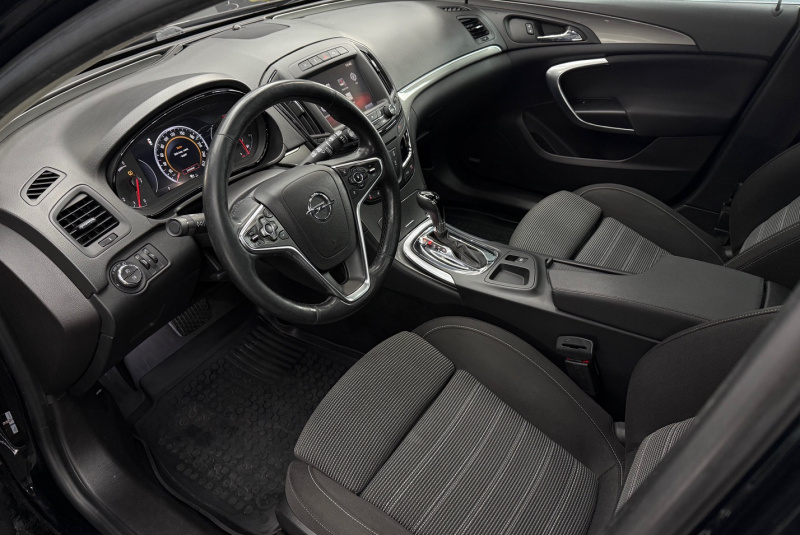 Ponuka vozidiel / Opel Insignia ST 1.6 CDTI 136k S S Innovation AT6 - video Ponuka vozidiel / Opel Insignia ST 1.6 CDTI 136k S S Innovation AT6 - video