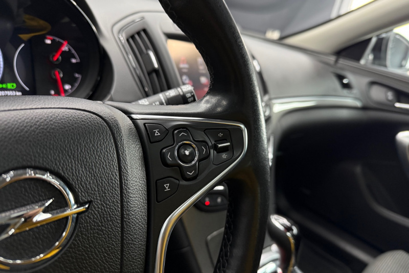  Ponuka vozidiel / Opel Insignia ST 1.6 CDTI 136k S S Innovation AT6 - video