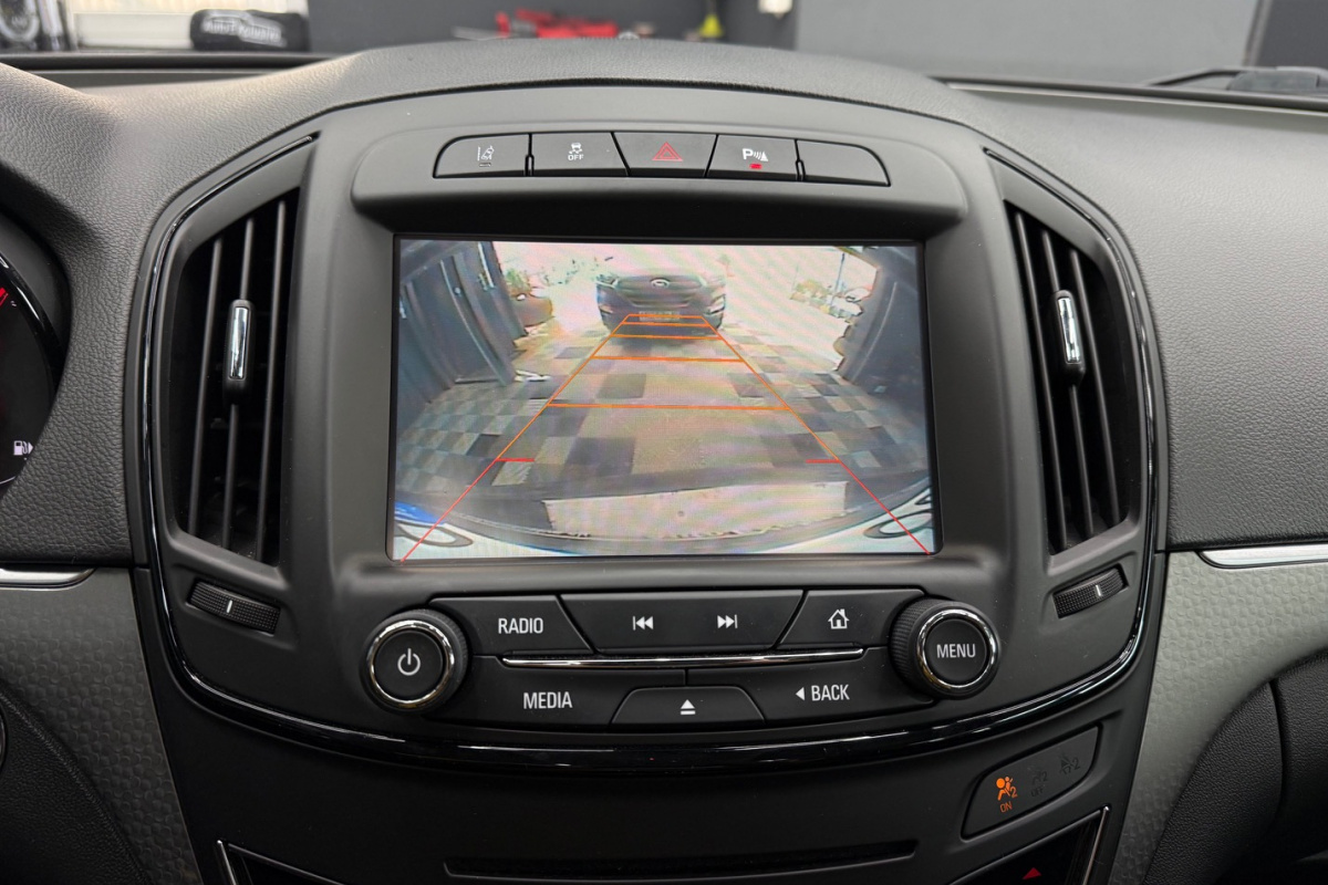 Ponuka vozidiel / Opel Insignia ST 1.6 CDTI 136k S S Innovation AT6 - video Ponuka vozidiel / Opel Insignia ST 1.6 CDTI 136k S S Innovation AT6 - video