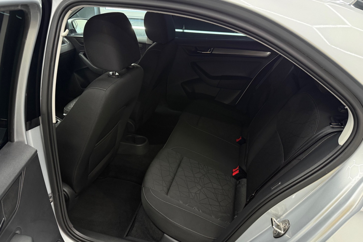 Ponuka vozidiel / Škoda Rapid 1.0 TSI Ambition - video