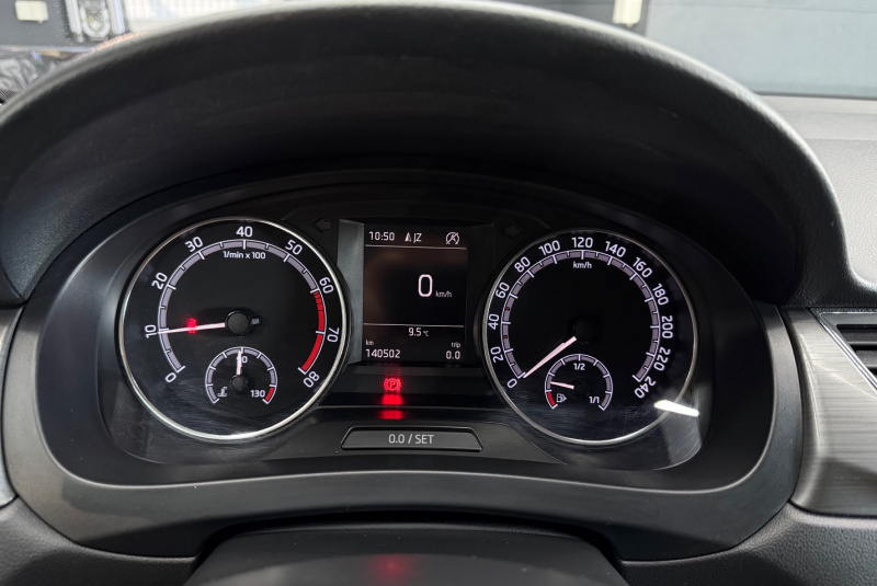 Ponuka vozidiel / Škoda Rapid 1.0 TSI Ambition - video Ponuka vozidiel / Škoda Rapid 1.0 TSI Ambition - video