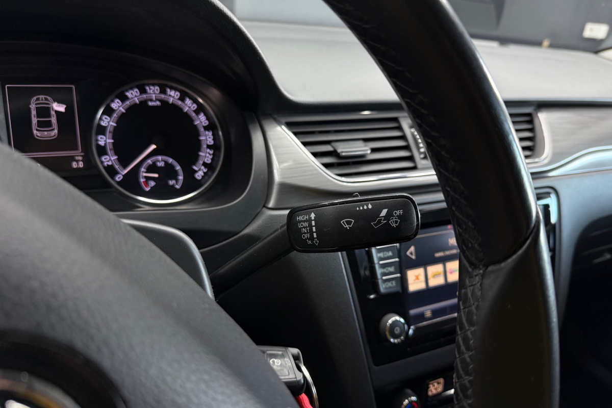 Ponuka vozidiel / Škoda Rapid 1.0 TSI Ambition - video