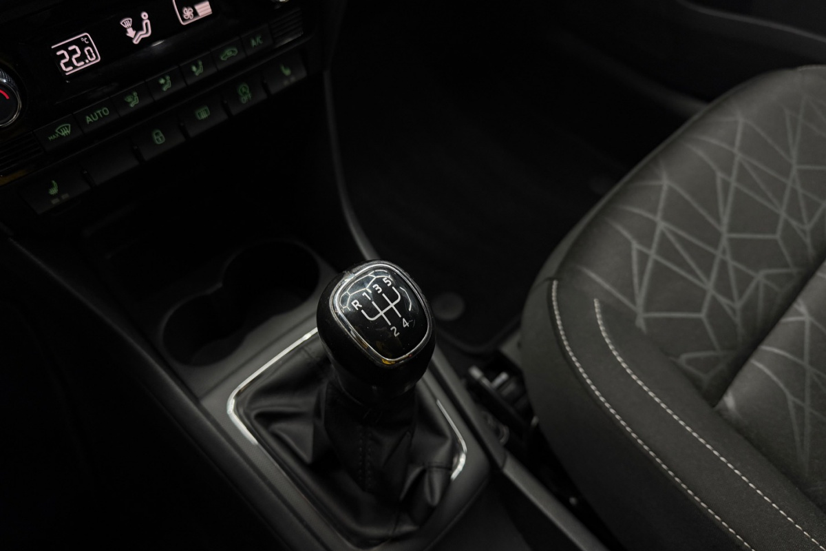 Ponuka vozidiel / Škoda Rapid 1.0 TSI Ambition - video Ponuka vozidiel / Škoda Rapid 1.0 TSI Ambition - video