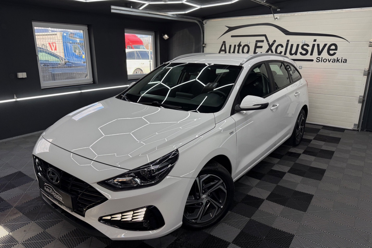 Ponuka vozidiel / Hyundai i30 CW 1.5 T-GDi mHEV Family DCT - video