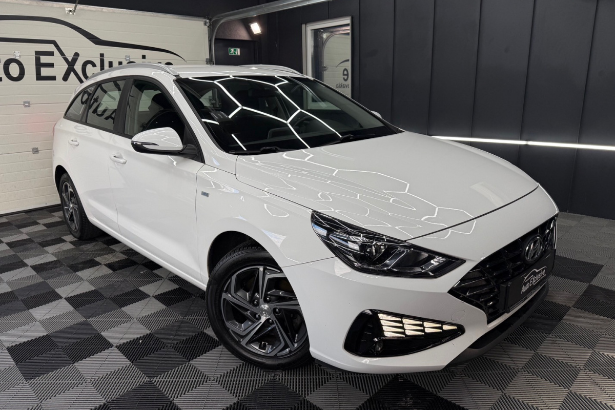 Ponuka vozidiel / Hyundai i30 CW 1.5 T-GDi mHEV Family DCT - video