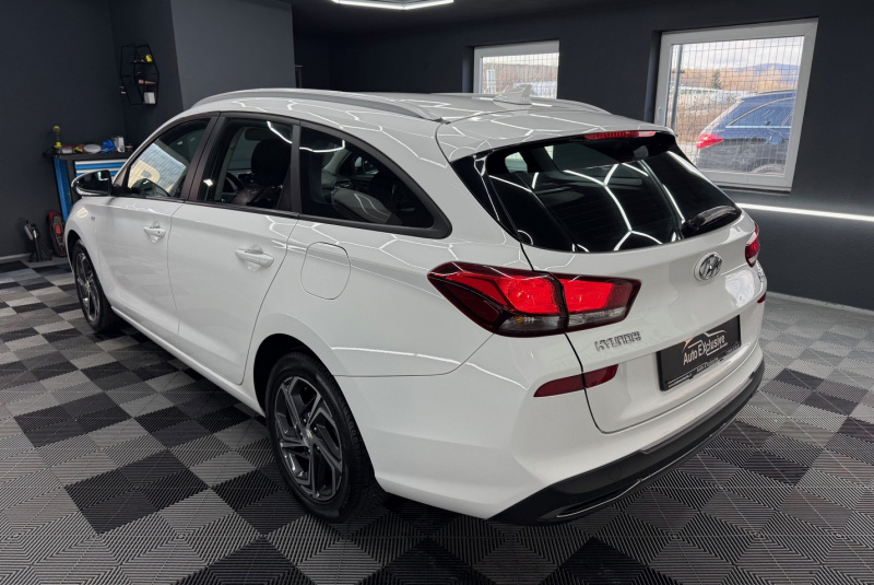  Ponuka vozidiel / Hyundai i30 CW 1.5 T-GDi mHEV Family DCT - video