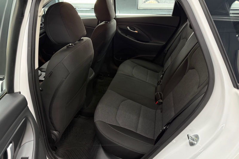  Ponuka vozidiel / Hyundai i30 CW 1.5 T-GDi mHEV Family DCT - video