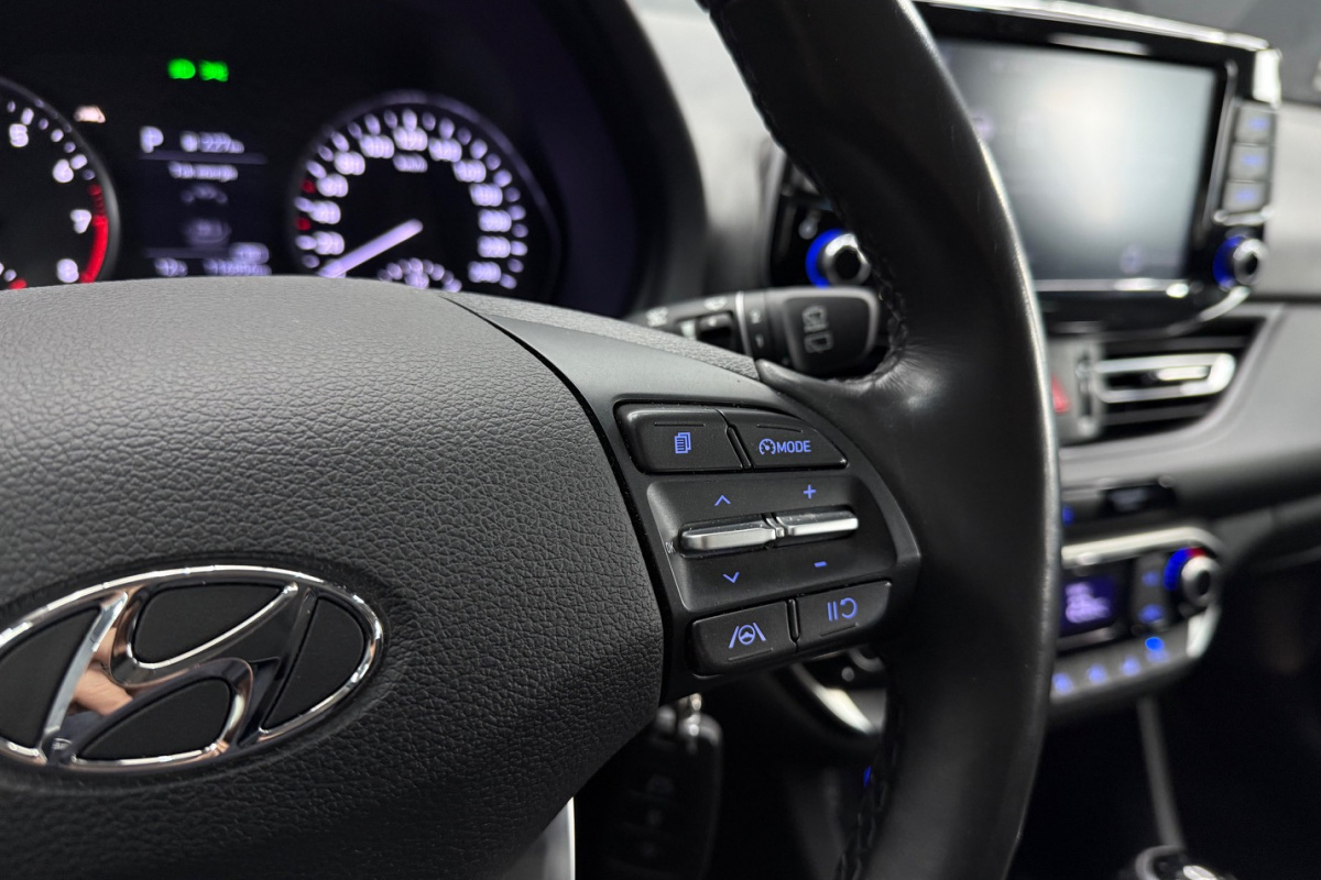 Ponuka vozidiel / Hyundai i30 CW 1.5 T-GDi mHEV Family DCT - video Ponuka vozidiel / Hyundai i30 CW 1.5 T-GDi mHEV Family DCT - video