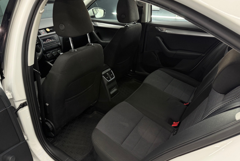 Ponuka vozidiel / Škoda Octavia 1.6 TDI CR DPF Ambiente - video Ponuka vozidiel / Škoda Octavia 1.6 TDI CR DPF Ambiente - video