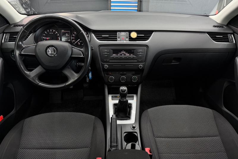 Ponuka vozidiel / Škoda Octavia 1.6 TDI CR DPF Ambiente - video Ponuka vozidiel / Škoda Octavia 1.6 TDI CR DPF Ambiente - video