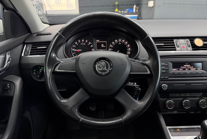Ponuka vozidiel / Škoda Octavia 1.6 TDI CR DPF Ambiente - video Ponuka vozidiel / Škoda Octavia 1.6 TDI CR DPF Ambiente - video