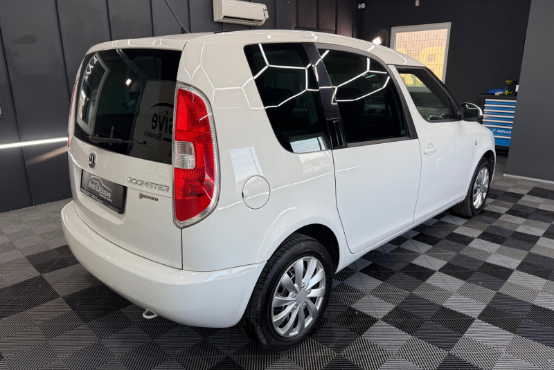  Ponuka vozidiel / Škoda Roomster 1.2 TSI Ambition - video