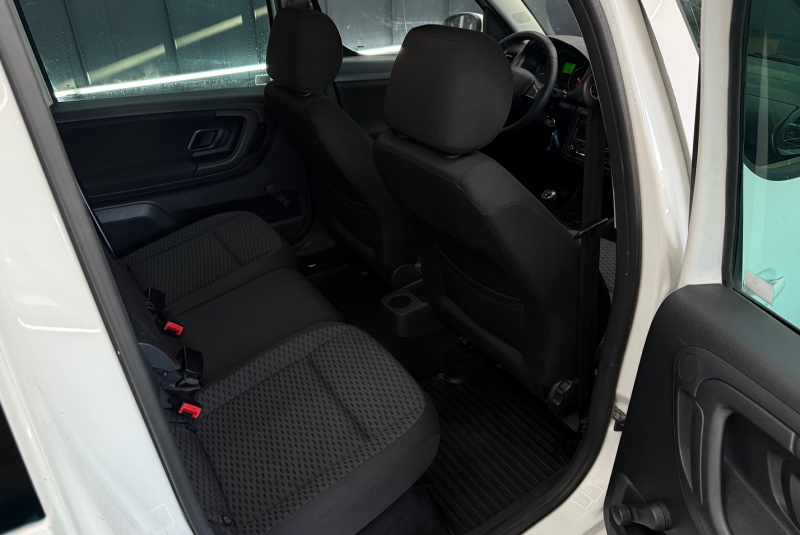  Ponuka vozidiel / Škoda Roomster 1.2 TSI Ambition - video